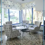 Blue Balcony 3*