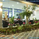 Blue Balcony 3* 골렘