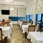 Blue Balcony 3* 골렘