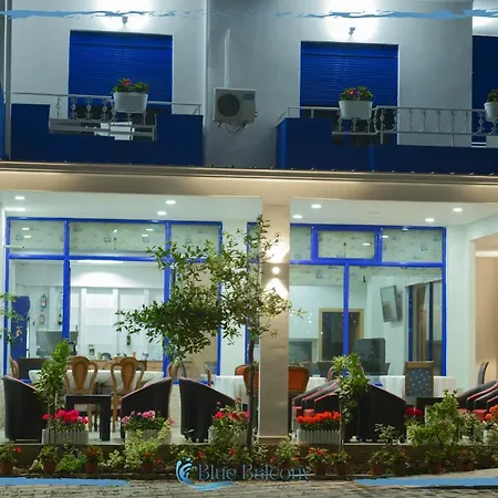 Blue Balcony Отель