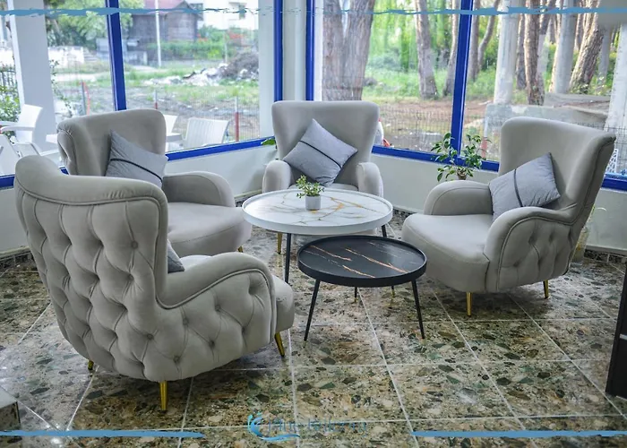 Hotel Blue Balcony Golem (Tirana)