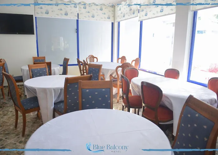 Blue Balcony 3*