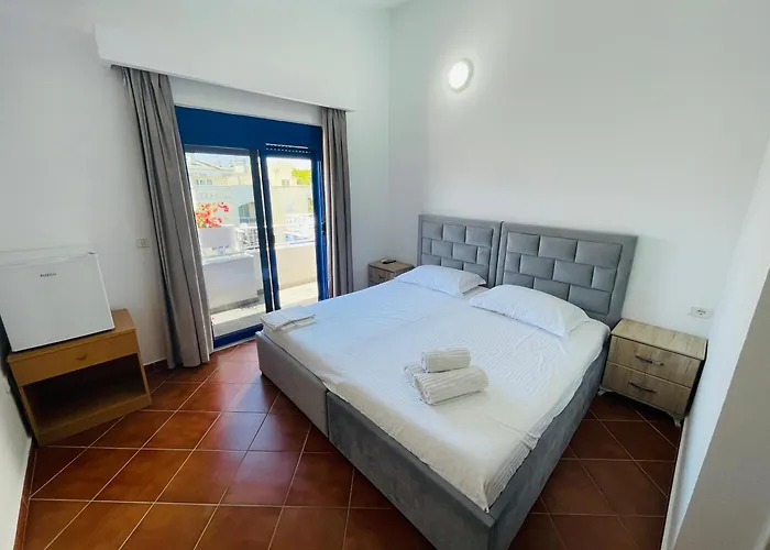 Hotel Blue Balcony Golem (Tirana)