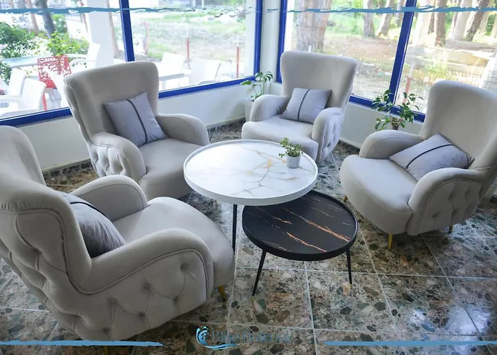 Hotel Blue Balcony Golem (Tirana)